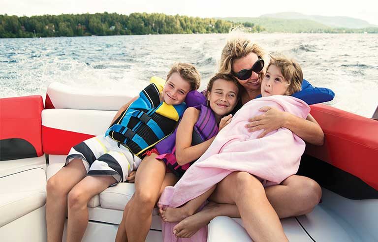 7 Boating Safety Tips to Help Your Family Stay Safe on the Water
