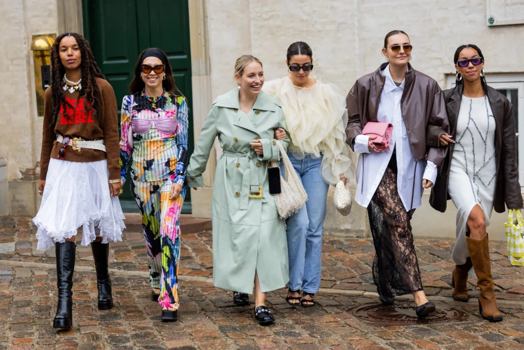 COPENHAGEN FASHION WEEK STREET STYLE HAS ALL THE RAINY DAY OUTFIT INSPIRATION YOU COULD EVER WANT