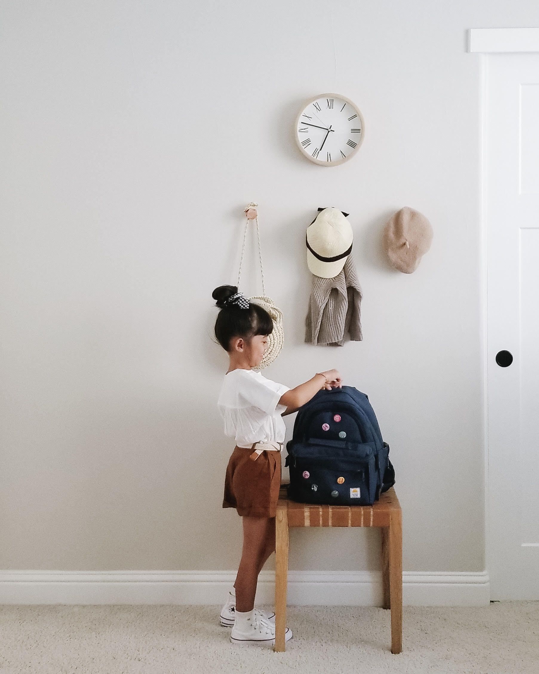 6 Pro Tips for Getting Kids to Pose for Back-to-School Pictures
